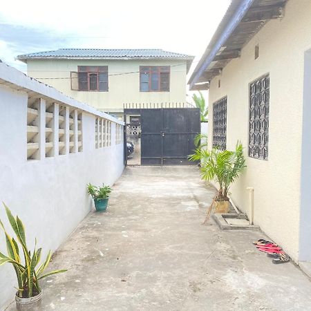 The Nest Haven Hostel Dar es Salaam Exterior photo