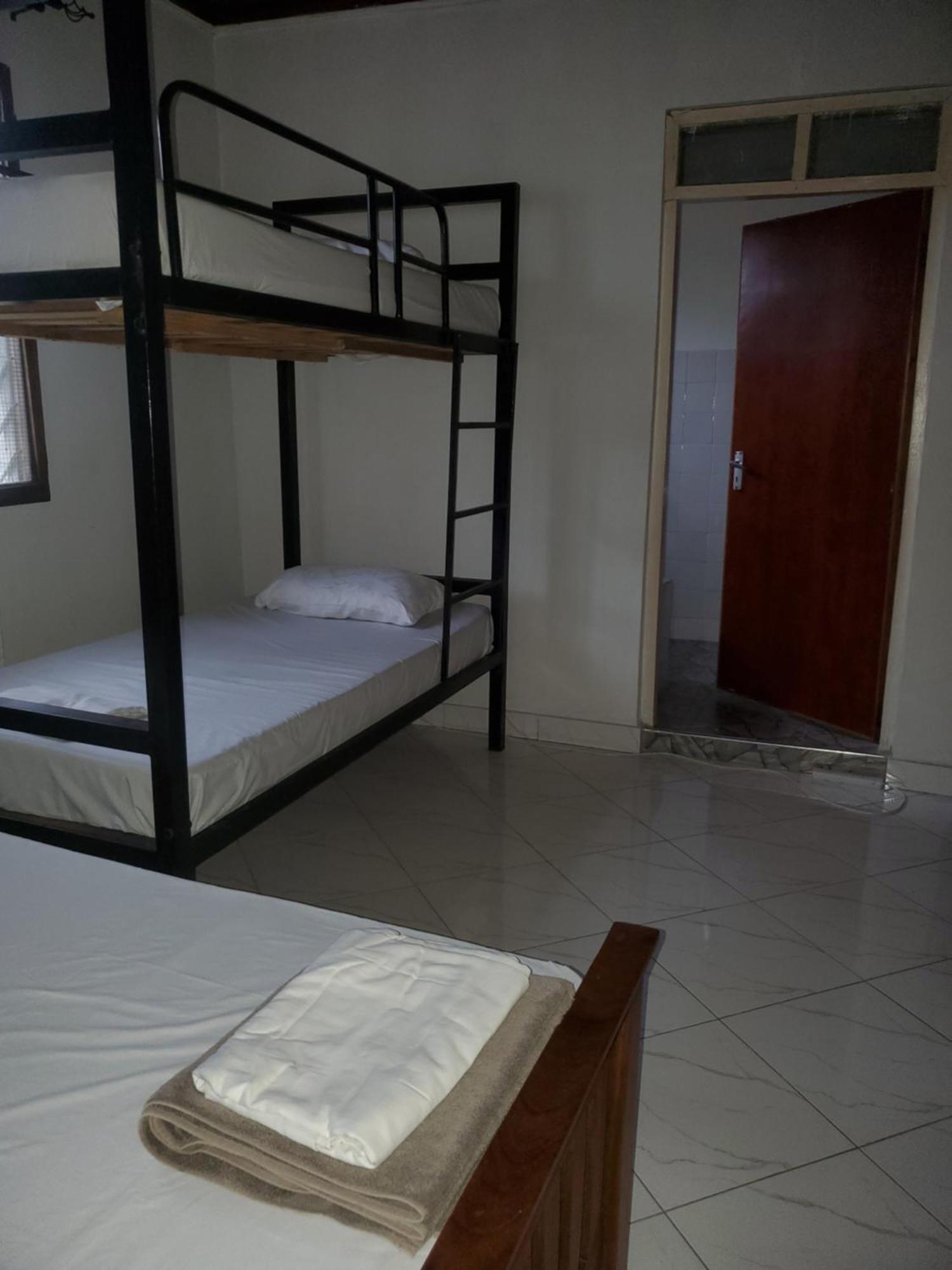 The Nest Haven Hostel Dar es Salaam Exterior photo